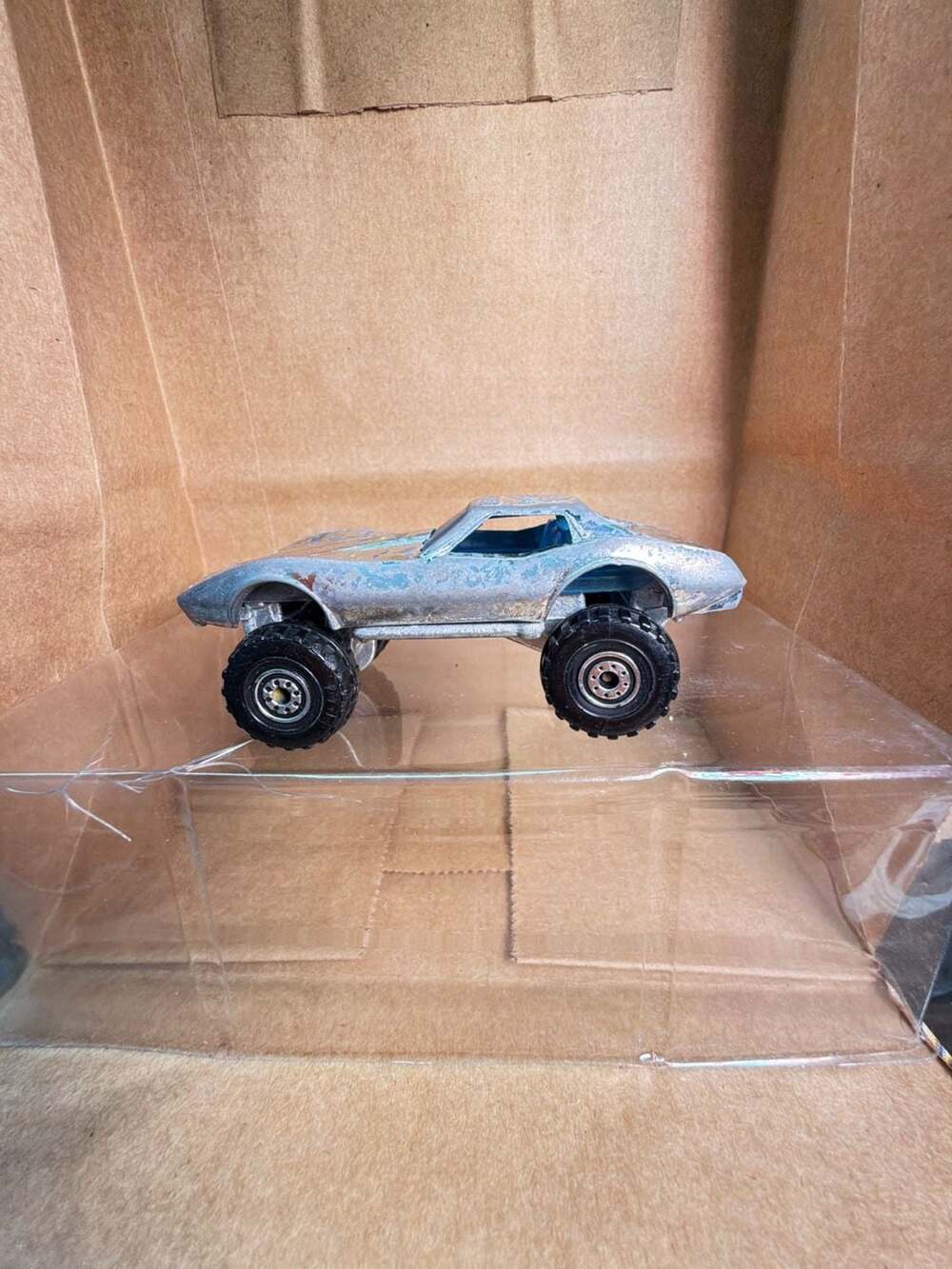 Hot Wheels Monster Vette Corvette Stingray 20th Anniversary 1975 Chrome